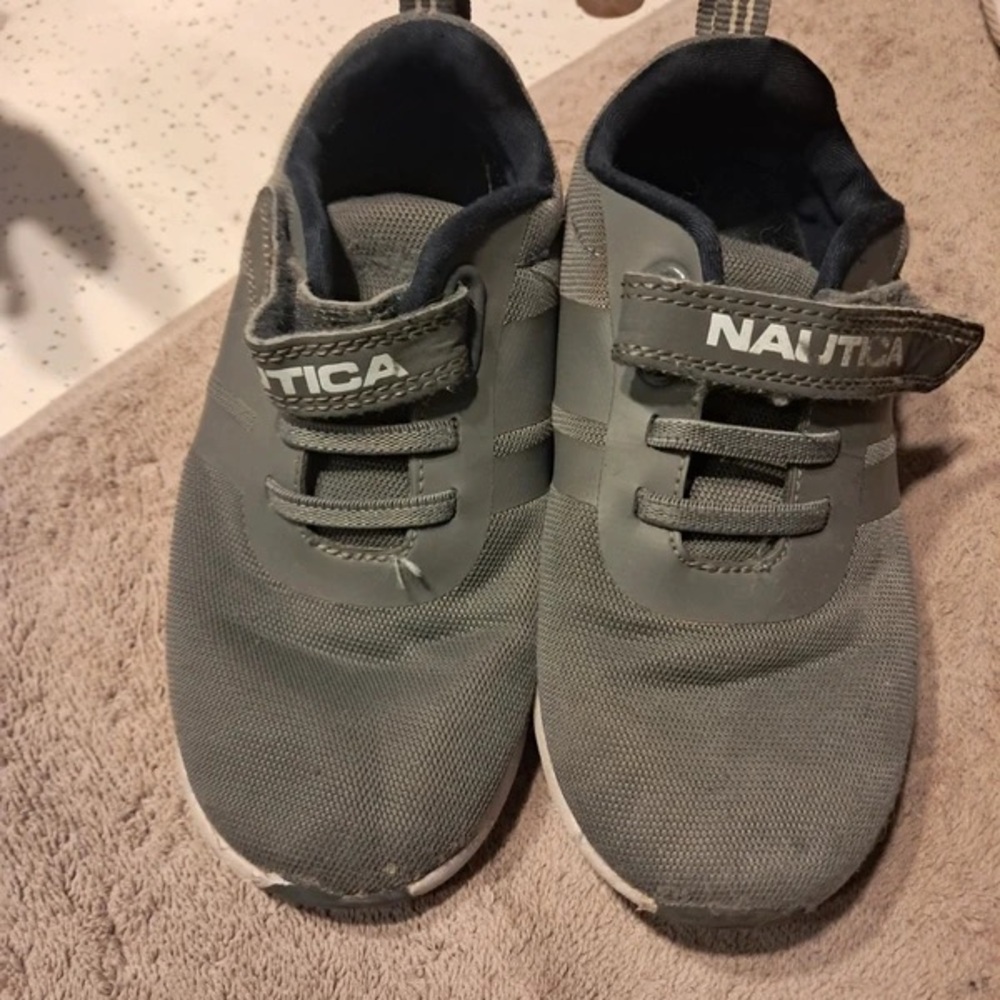 Nautica Kids Gray Hook-and-Loop Athletic Sneakers